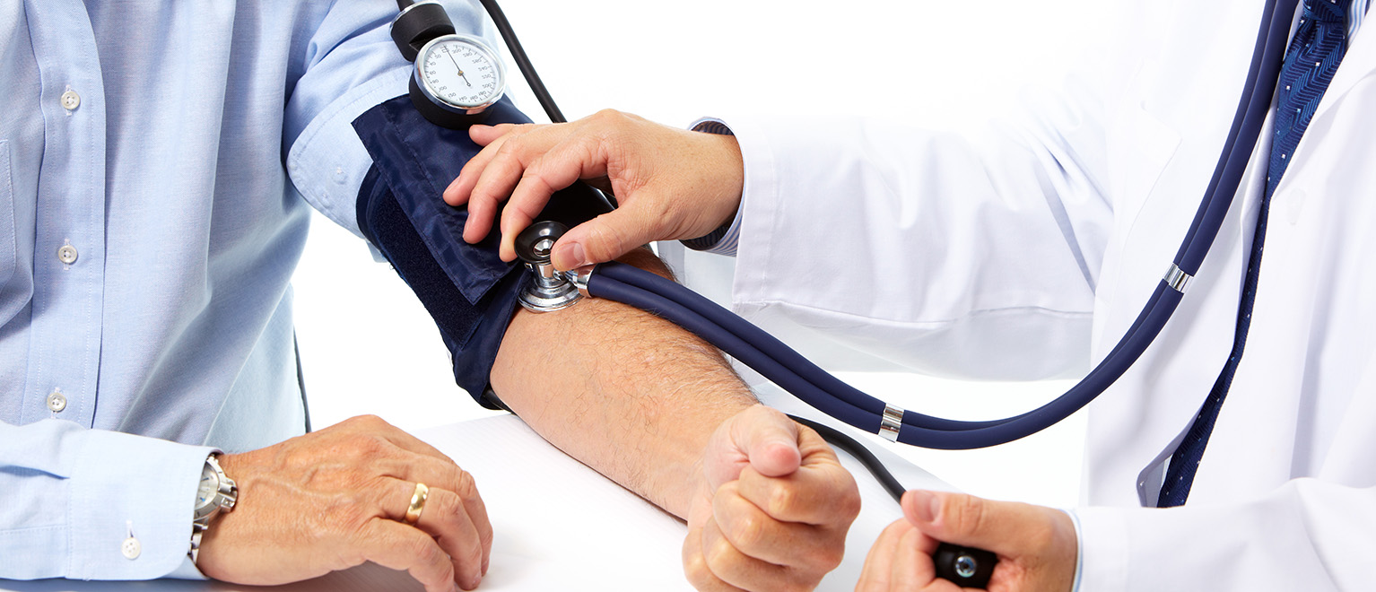 hogyan lehet megkülönböztetni a magas vérnyomást a pánikrohamtól